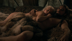extant_GameOfThrones_1x03-LordSnow_4157