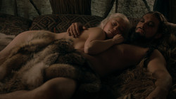 extant_GameOfThrones_1x03-LordSnow_4159