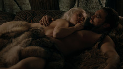 extant_GameOfThrones_1x03-LordSnow_4163