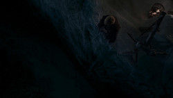 extant_GameOfThrones_1x03-LordSnow_4203