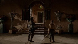 extant_GameOfThrones_1x03-LordSnow_4359