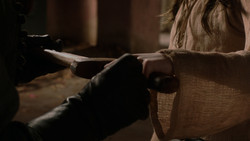 extant_GameOfThrones_1x03-LordSnow_4375