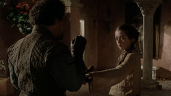 extant_GameOfThrones_1x03-LordSnow_4378