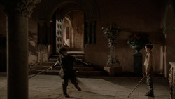 extant_GameOfThrones_1x03-LordSnow_4458