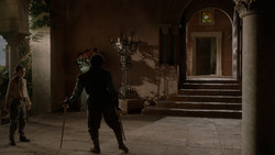extant_GameOfThrones_1x03-LordSnow_4525