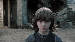 extant_GameOfThrones_1x04-CripplesBastardsAndBrokenThings_0032