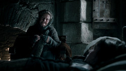 extant_GameOfThrones_1x04-CripplesBastardsAndBrokenThings_0102