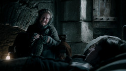 extant_GameOfThrones_1x04-CripplesBastardsAndBrokenThings_0105