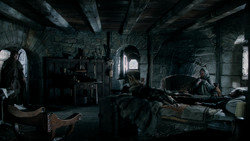 extant_GameOfThrones_1x04-CripplesBastardsAndBrokenThings_0112