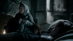 extant_GameOfThrones_1x04-CripplesBastardsAndBrokenThings_0115