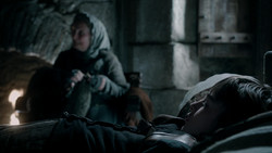extant_GameOfThrones_1x04-CripplesBastardsAndBrokenThings_0117