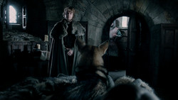 extant_GameOfThrones_1x04-CripplesBastardsAndBrokenThings_0119