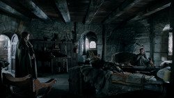 extant_GameOfThrones_1x04-CripplesBastardsAndBrokenThings_0155