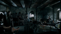 extant_GameOfThrones_1x04-CripplesBastardsAndBrokenThings_0157