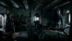 extant_GameOfThrones_1x04-CripplesBastardsAndBrokenThings_0175