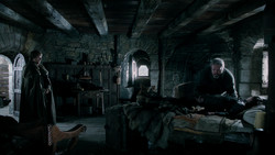 extant_GameOfThrones_1x04-CripplesBastardsAndBrokenThings_0180