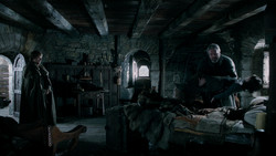 extant_GameOfThrones_1x04-CripplesBastardsAndBrokenThings_0181