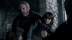 extant_GameOfThrones_1x04-CripplesBastardsAndBrokenThings_0251