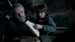 extant_GameOfThrones_1x04-CripplesBastardsAndBrokenThings_0302