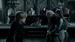 extant_GameOfThrones_1x04-CripplesBastardsAndBrokenThings_0369