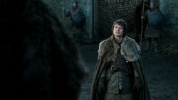 extant_GameOfThrones_1x04-CripplesBastardsAndBrokenThings_0386