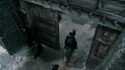 extant_GameOfThrones_1x04-CripplesBastardsAndBrokenThings_0536