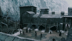 extant_GameOfThrones_1x04-CripplesBastardsAndBrokenThings_0560