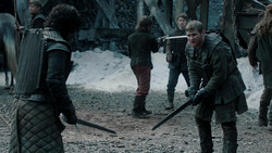 extant_GameOfThrones_1x04-CripplesBastardsAndBrokenThings_0565