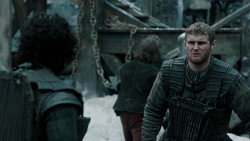 extant_GameOfThrones_1x04-CripplesBastardsAndBrokenThings_0568