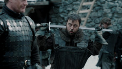extant_GameOfThrones_1x04-CripplesBastardsAndBrokenThings_0593