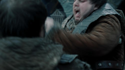 extant_GameOfThrones_1x04-CripplesBastardsAndBrokenThings_0624