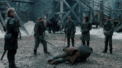 extant_GameOfThrones_1x04-CripplesBastardsAndBrokenThings_0627