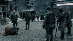 extant_GameOfThrones_1x04-CripplesBastardsAndBrokenThings_0640