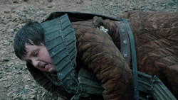 extant_GameOfThrones_1x04-CripplesBastardsAndBrokenThings_0645