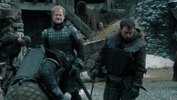 extant_GameOfThrones_1x04-CripplesBastardsAndBrokenThings_0695