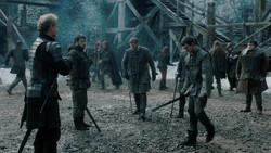 extant_GameOfThrones_1x04-CripplesBastardsAndBrokenThings_0720