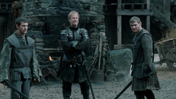 extant_GameOfThrones_1x04-CripplesBastardsAndBrokenThings_0725