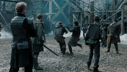 extant_GameOfThrones_1x04-CripplesBastardsAndBrokenThings_0741
