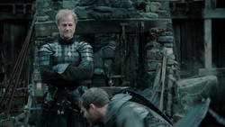 extant_GameOfThrones_1x04-CripplesBastardsAndBrokenThings_0750