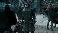 extant_GameOfThrones_1x04-CripplesBastardsAndBrokenThings_0774
