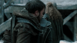 extant_GameOfThrones_1x04-CripplesBastardsAndBrokenThings_0796