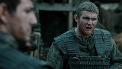 extant_GameOfThrones_1x04-CripplesBastardsAndBrokenThings_0836