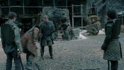 extant_GameOfThrones_1x04-CripplesBastardsAndBrokenThings_0872