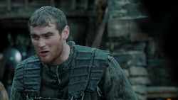 extant_GameOfThrones_1x04-CripplesBastardsAndBrokenThings_0886