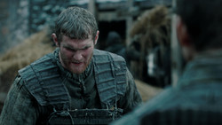 extant_GameOfThrones_1x04-CripplesBastardsAndBrokenThings_0898