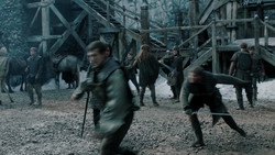 extant_GameOfThrones_1x04-CripplesBastardsAndBrokenThings_0908