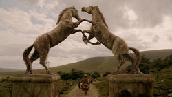 extant_GameOfThrones_1x04-CripplesBastardsAndBrokenThings_0941
