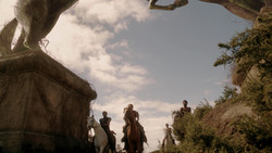 extant_GameOfThrones_1x04-CripplesBastardsAndBrokenThings_0956