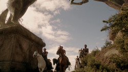 extant_GameOfThrones_1x04-CripplesBastardsAndBrokenThings_0957