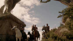 extant_GameOfThrones_1x04-CripplesBastardsAndBrokenThings_0958